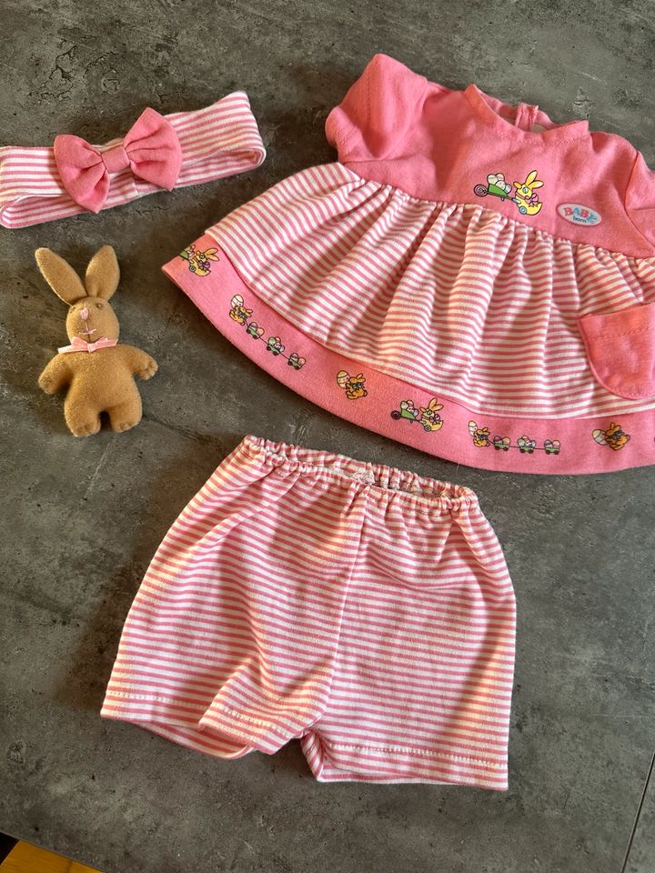 Zapf Baby Born gestreiftes Oster Outfit Kleid Hose Hase in Rodenbach