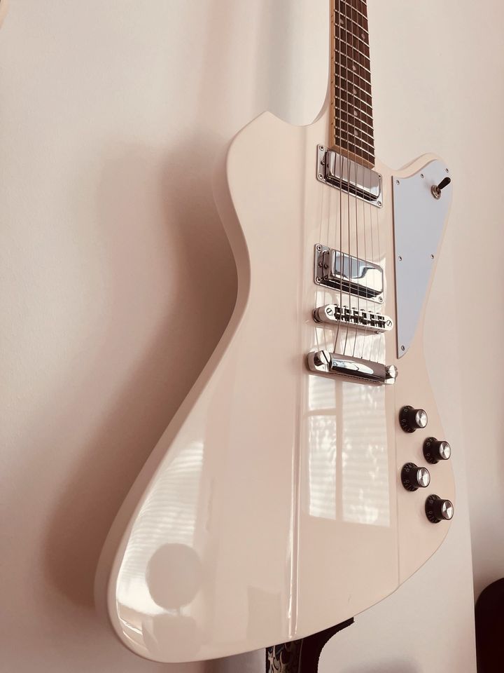 Washburn PS10 Paul Stanley Signature in Bremen