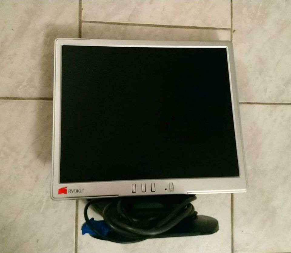 Monitor Bildschirm RYOKU 17" TFT LCD gebraucht in Obertshausen