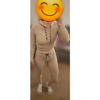 Stronger Set Lounge Gym Outfit Beige Crop Hoodie Leggings XS 34 Baden-Württemberg - Tübingen Vorschau