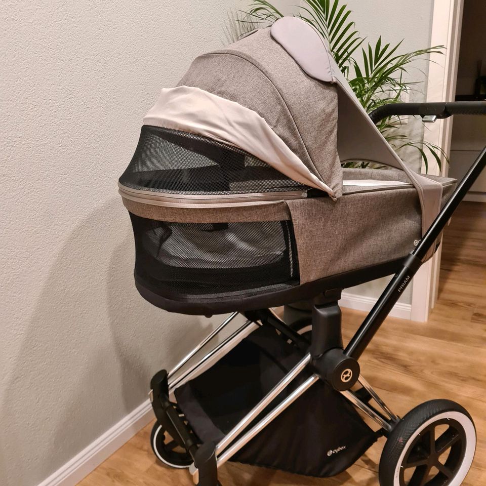 Cybex Priam Platinum Kinderwagen 2023 in Bad Schussenried