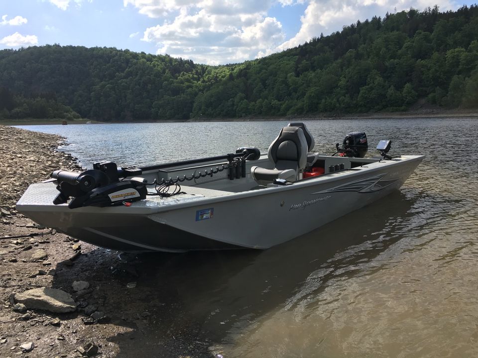 Vermiete Angelboot Smokercraft auf der Bleilochtalsperre in Bad Lobenstein