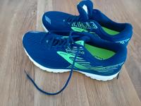 Brooks Sneaker / Laufschuhe Hessen - Kelkheim Vorschau
