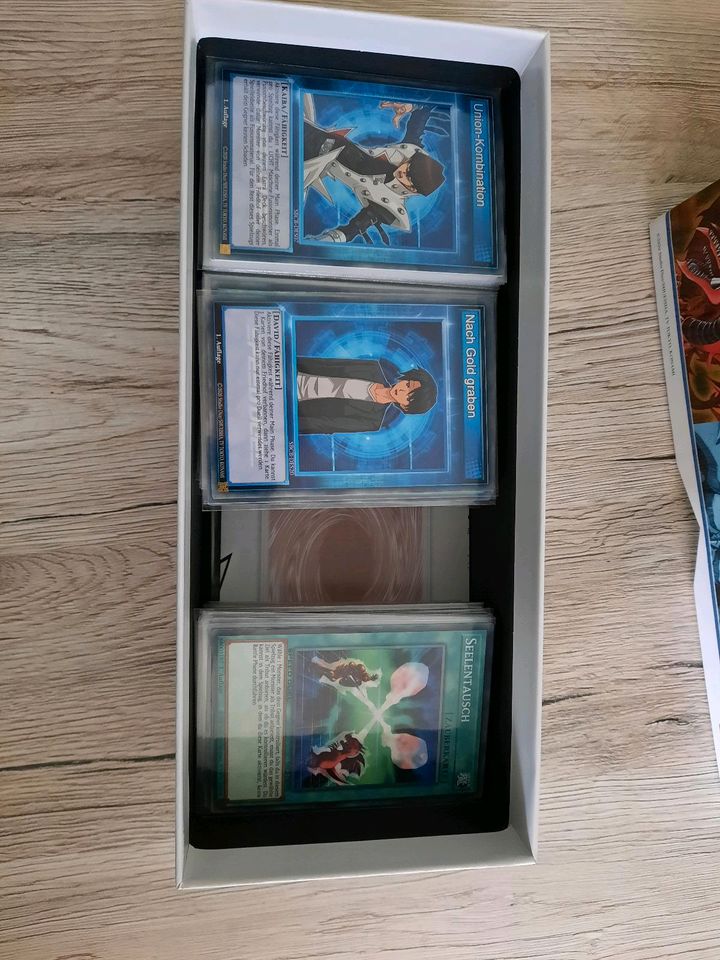 Yugioh Karten (Battle City Box/Dino Deck/Geargia Deck in Am Großen Bruch