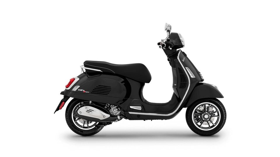 Vespa GTS 300 SUPER E5 ABS/ASR "MODELL 2023" SOF. VERF in Stuttgart