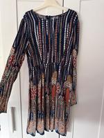 Kleid Größe S Nordrhein-Westfalen - Oberhausen Vorschau