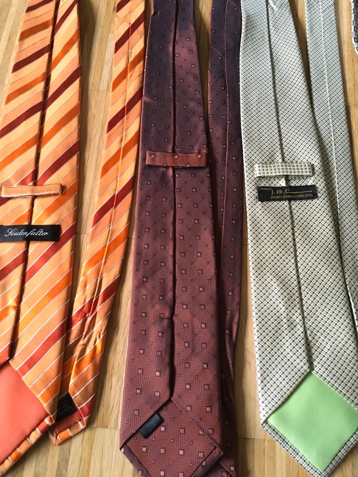 Hochwertige Krawatten Seidenfalter Eterna Ccp Seide 2€ in Wuppertal -  Barmen | eBay Kleinanzeigen ist jetzt Kleinanzeigen