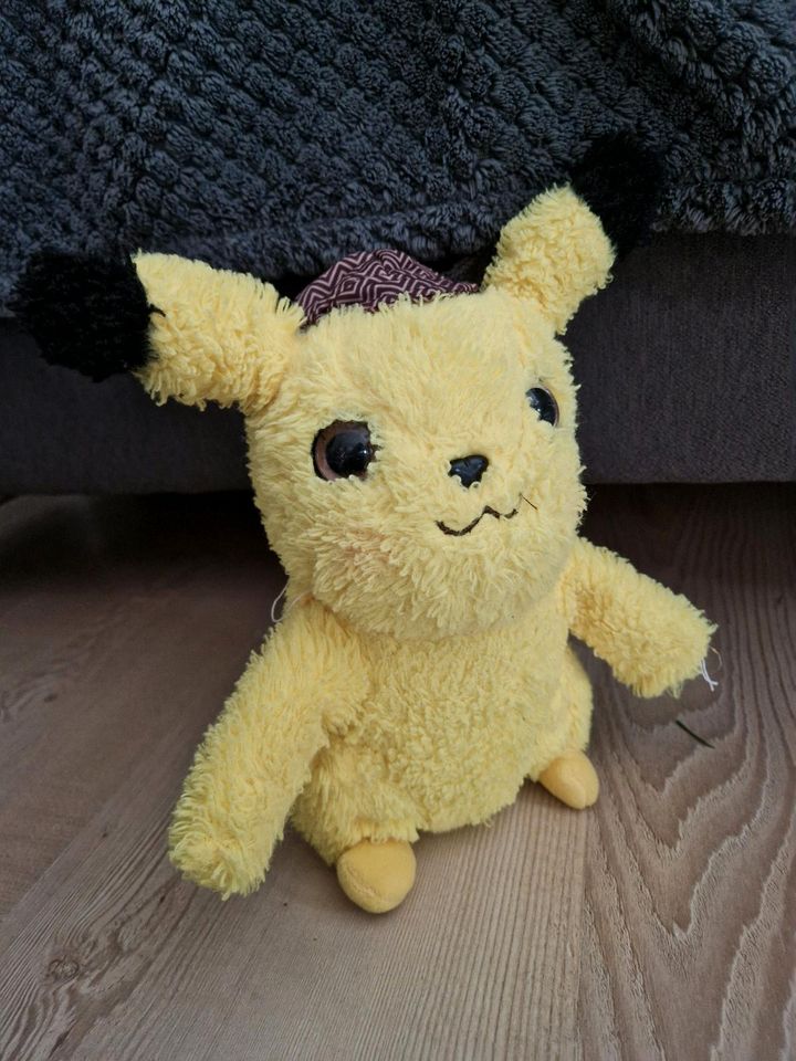 Pikachu Kuscheltier in Paderborn