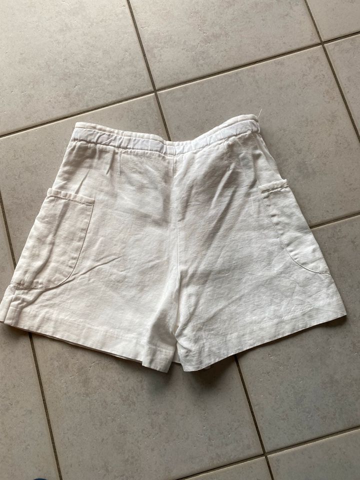 * Ungetragen Zara Hosenrock Shorts *** Größe 164 weiß in Oldenburg