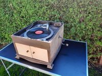 Grammophon ~ Tischgrammophon ~ voll funktionstüchtig ~ sehr alt Bayern - Schwabmünchen Vorschau