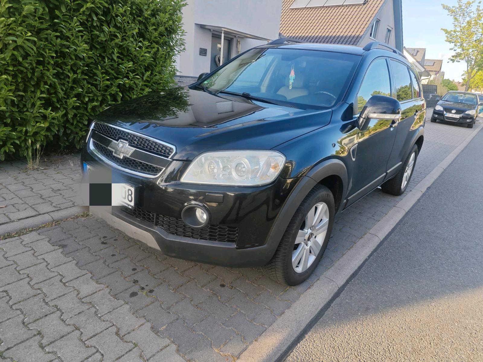 Abbildung des Autos Chevrolet captiva 2.0d A…
