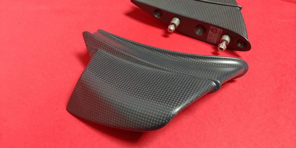 Carbon Winglets für Ducati Panigale V4 2018-2021 OEM in Berlin