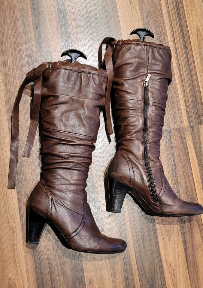 Jette joop Stiefel braun Cognac wunderschön 38,5 top in Wendlingen am Neckar