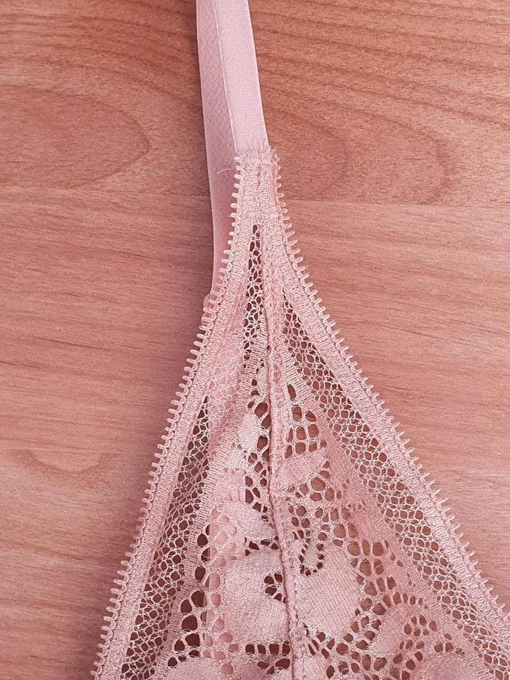 Calvin Klein Bh Bralette rose gold peach Glitzer S in Lübeck