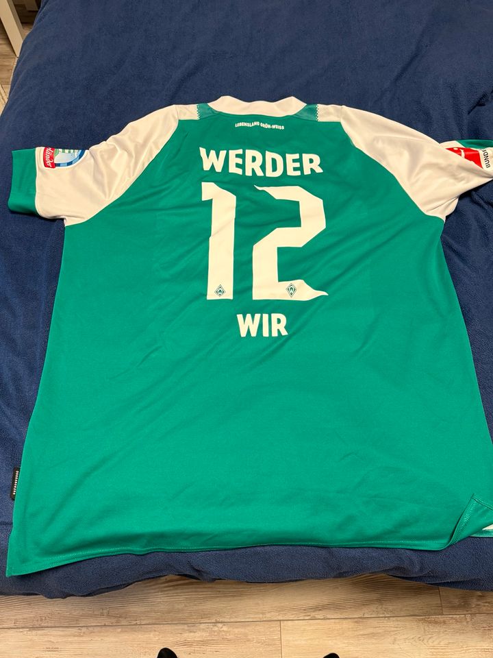 Werder Bremen Trikots Konvolut in Staufenberg