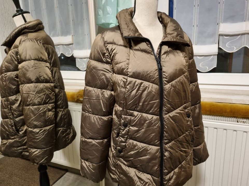 Steppjacke dickere Qualität braun/oliv Gr. 42 Gerry Weber in Nünchritz