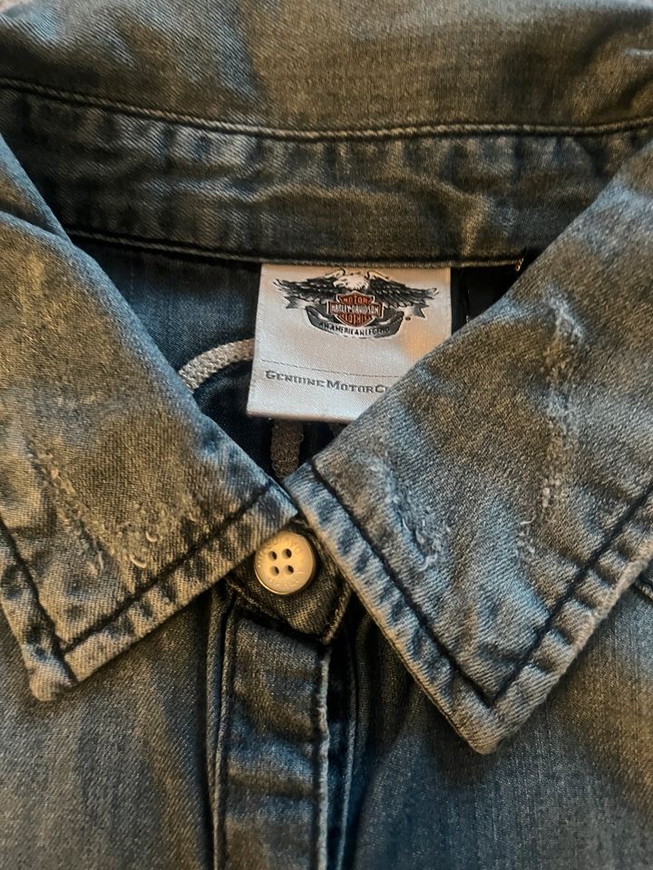 Harley Davidson Jeanshemd in Blankenburg (Harz)