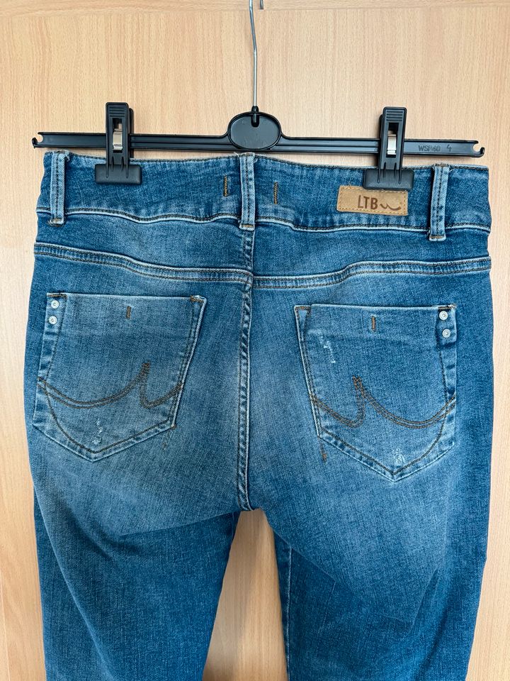 LTB Jeans Damen 30/32 Mid Rise Slim in Königsfeld