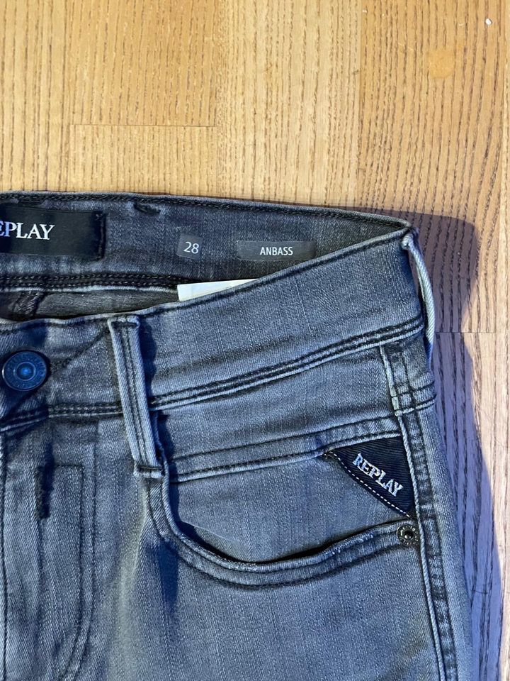 Replay Anbass Jeans Slim-Fit Schwarz - Größe 28/30 - Hyperflex in Freiburg im Breisgau