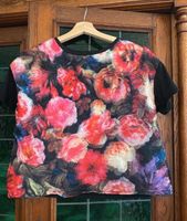 NEU - Vintage Shirt mit 3D-Rosen Gr. 36 schwarz rosa pink Crop Berlin - Reinickendorf Vorschau