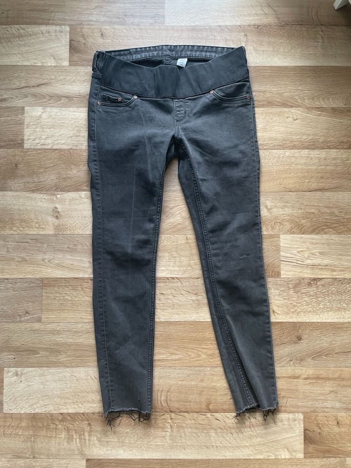 H&M Umstandshose Jeans Umstandskleidung L in Berlin