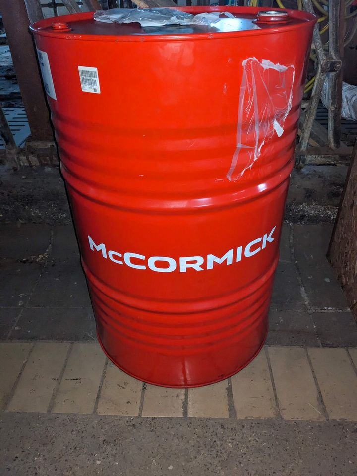 McCormick Öl Fass leer 200 oder 60 Liter, auch andere leere Fäßer in Inchenhofen