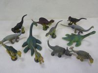 12 ältere kleine Dinosaurier Figuren Plastikfiguren Urzeit Tiere Niedersachsen - Uplengen Vorschau