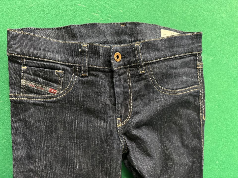 Diesel Jeans Blau Gr. 27 in Geldern