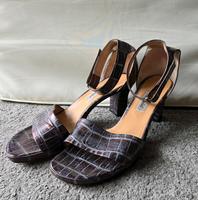 wunderschöne Sandalen Pumps in Grösse 45 Hessen - Niederdorfelden Vorschau