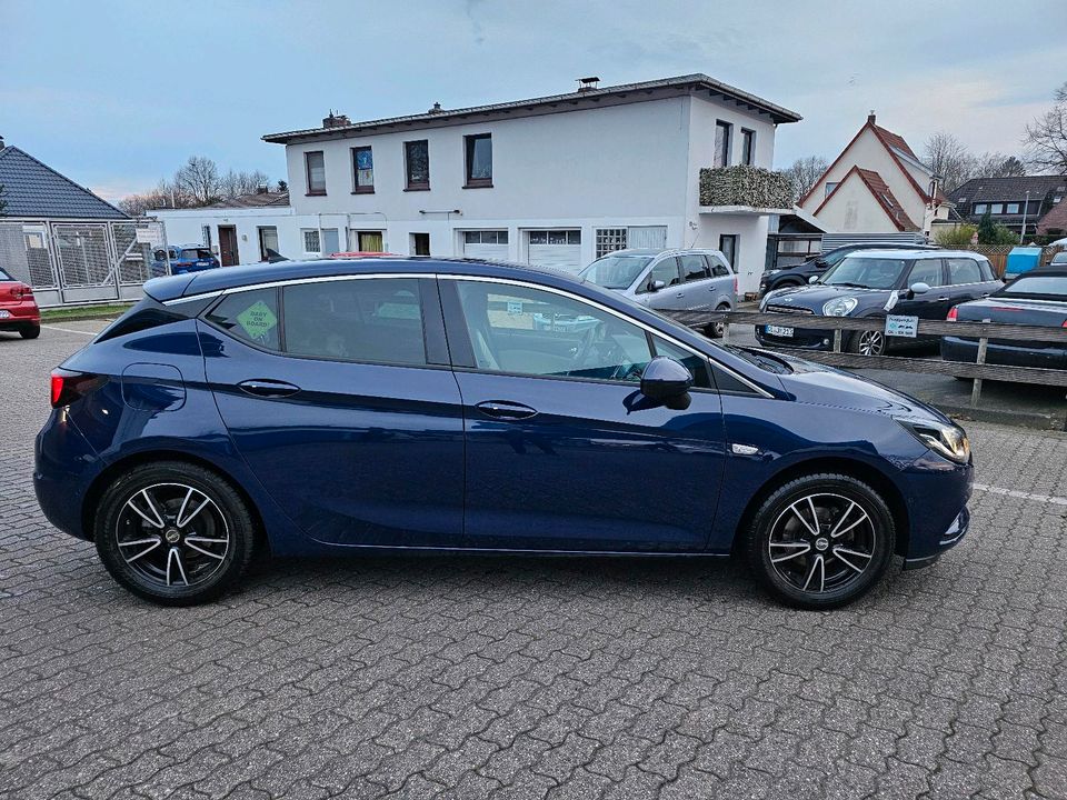 Opel Astra Limousine 1.4 Turbo Automatik in Oldenburg