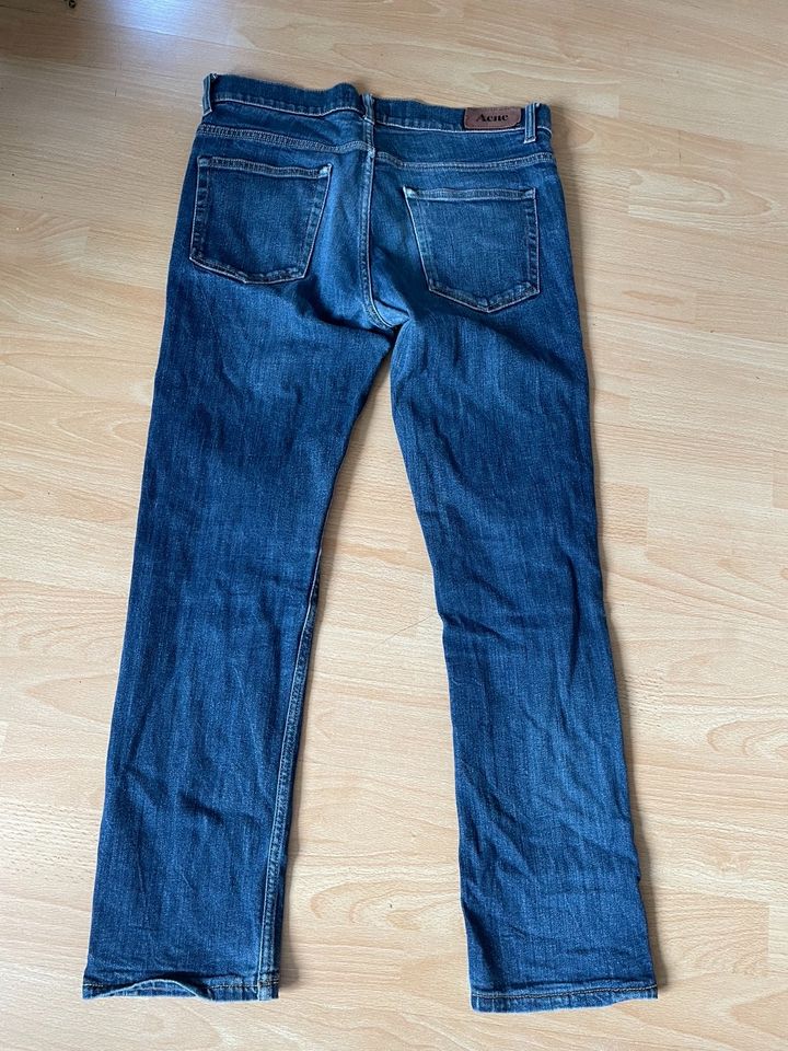 Acne Jeans 32w, 34 l in Hamburg