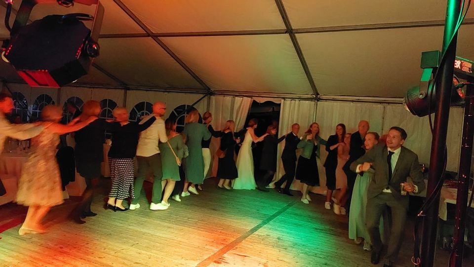 Dj.Roland für Ihre Hochzeit Geburtstag Jubiläen 2024 /25 in Minden