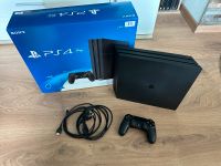 Playstation 4 Pro 1TB mit Zubehör Baden-Württemberg - Calw Vorschau