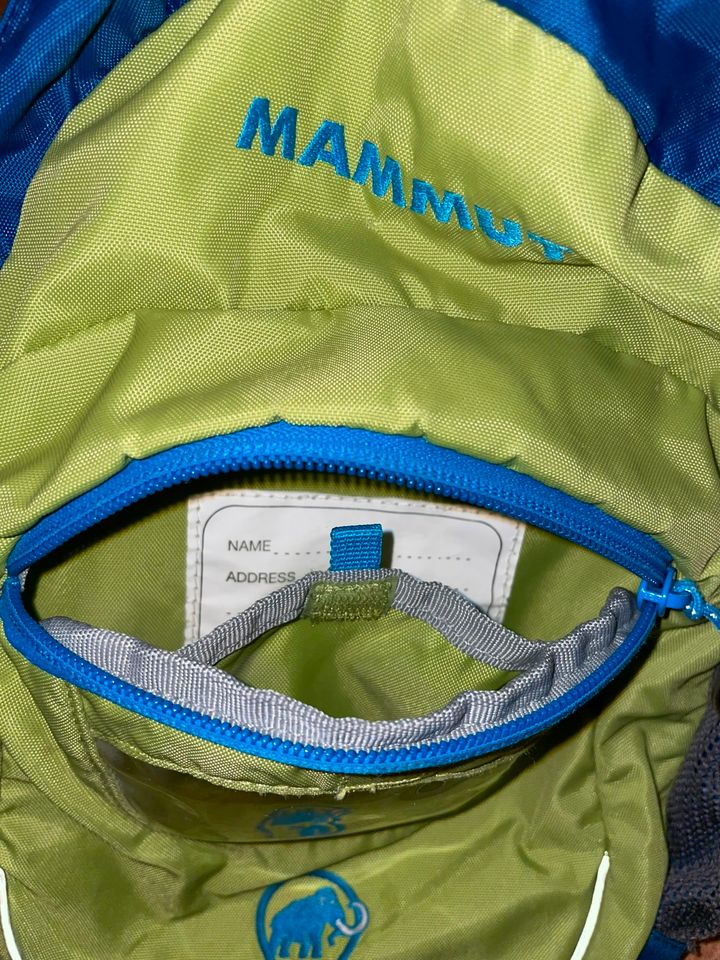 MAMMUT First ZIP 8 Rucksack in Köln