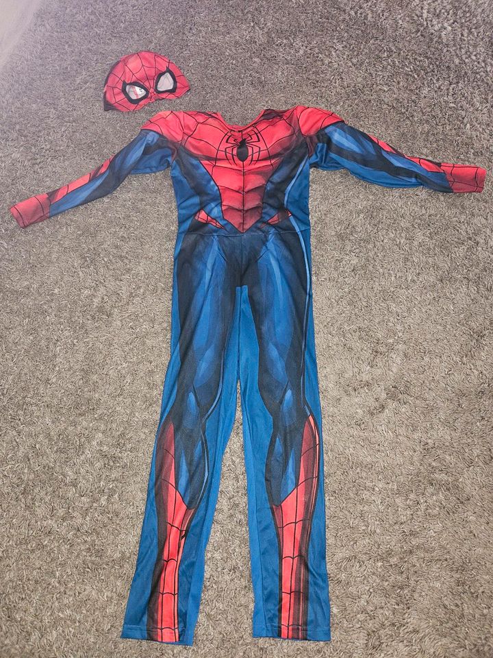 H&M Marvel Spiderman Kostüm Gr. 134/140 in Baunatal