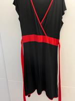 Wickelkleid schwarz/rot Nordrhein-Westfalen - Goch Vorschau