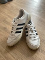 Adidas Sneaker weiß schwarz Gr 40 Damen Niedersachsen - Westoverledingen Vorschau