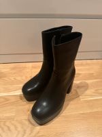 Neue Plateau Absatz Stiefel in schwarz Bayern - Fürth Vorschau