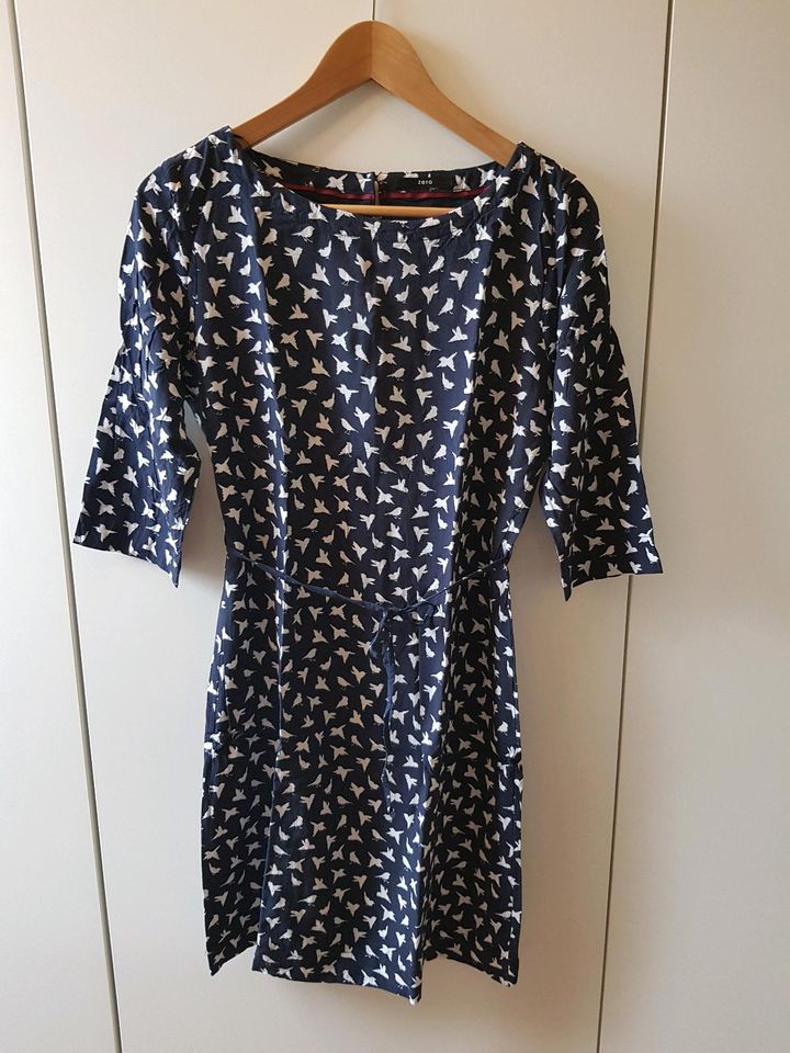 ⭐NEU⭐Kleid Midi ZERO 38 M Blau Weiß Vögel Halbarm in Mahlberg