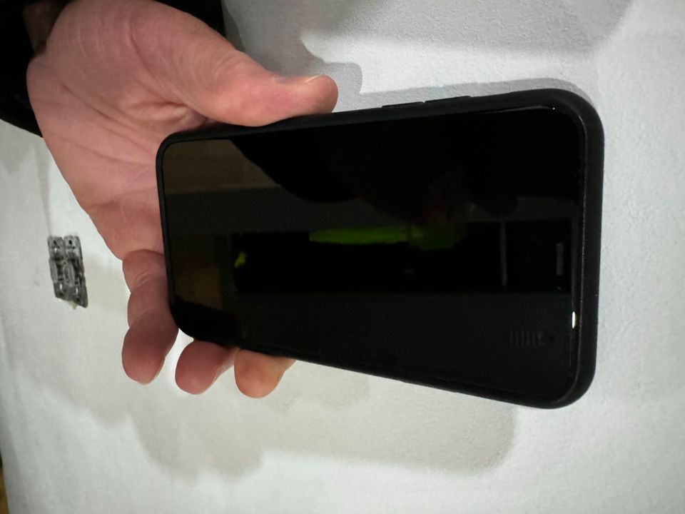 iPhone 11, 128GB, grau in Erlangen