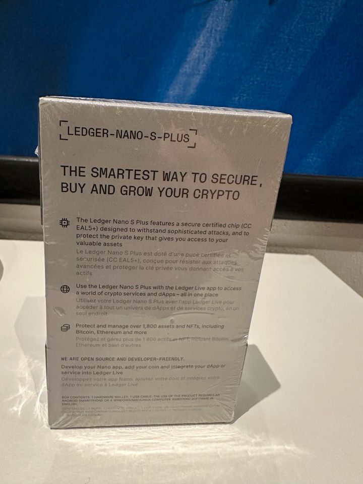 Ledger Nano S Plus Genesis Edition in Bendorf