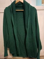 Strickjacke Cardigan dunkelgrün Fledermausärmel Gr.38 Hessen - Rüsselsheim Vorschau