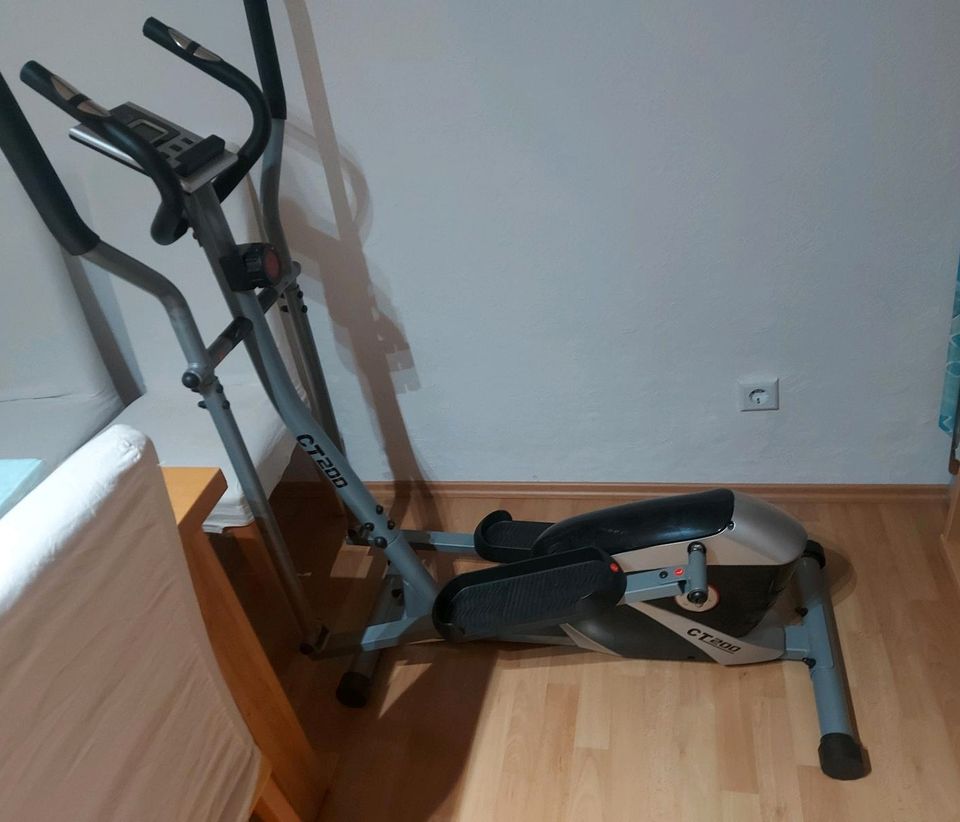 MOTIVE by U.N.O. Crosstrainer  CT 200 Heimtrainer  Stepper in Karlsruhe