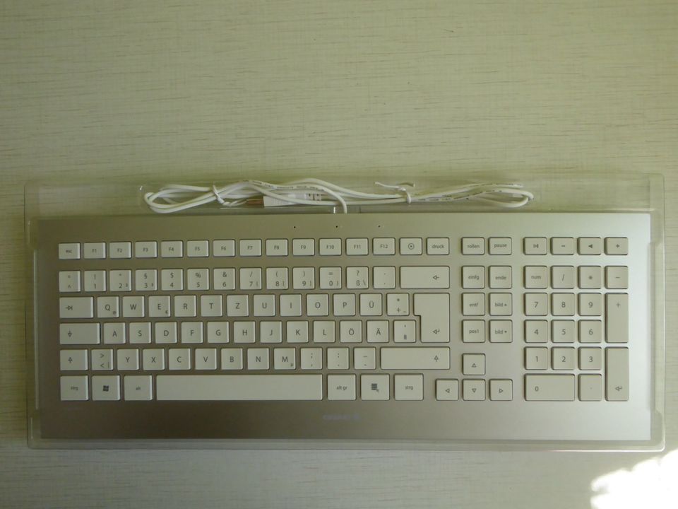 Tastatur Cherry STRAIT Cordec Kayboard (Model: JK-0300DE) in  Baden-Württemberg - Weingarten | Tastatur & Maus gebraucht kaufen | eBay  Kleinanzeigen ist jetzt Kleinanzeigen