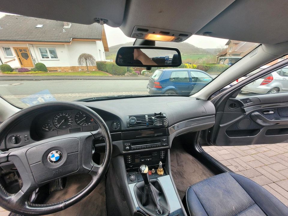 BMW E39 520i mit Autogas LPG in Beverungen