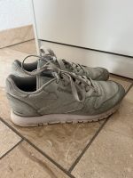 Reebok Sneaker Silber Glitzer Gr. 36 Niedersachsen - Garbsen Vorschau