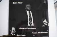 LP: The trio: Oscar Peterson, Niels Pedersen, Joe Pass Stuttgart - Stuttgart-West Vorschau