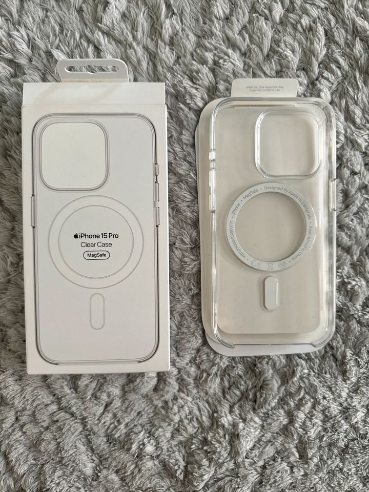 Apple iPhone 14 Pro Silikon Case mit MagSafe in Bergkamen