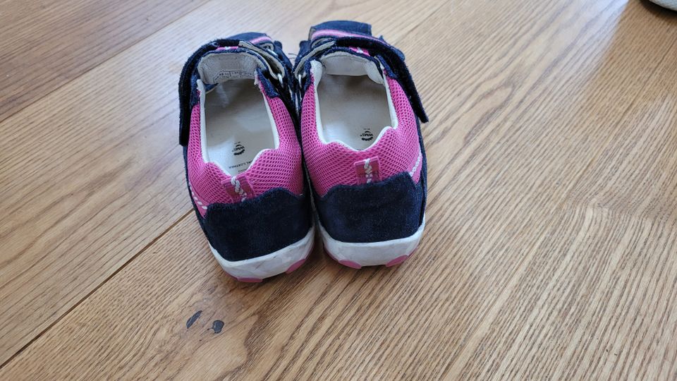 Superfit Sandale Schuhe Mädchen 26  neuwertig in Radebeul