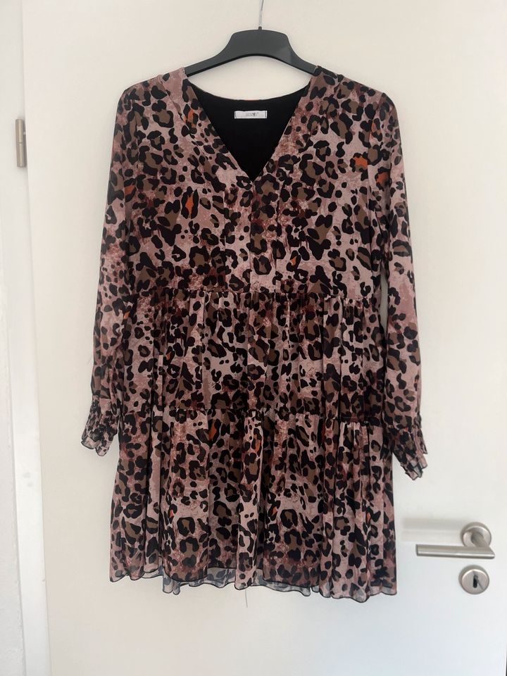 Leoparden Kleid L in Herford
